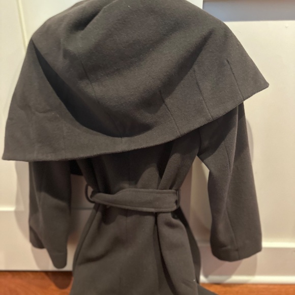 Tahari jacket - Picture 2 of 2